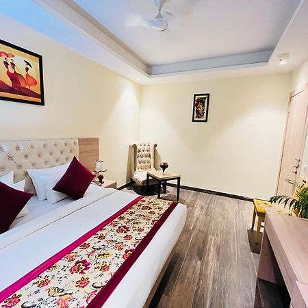 Hotel Banz Near Indira Gandhi Airport Delhi Nuova Delhi Esterno foto