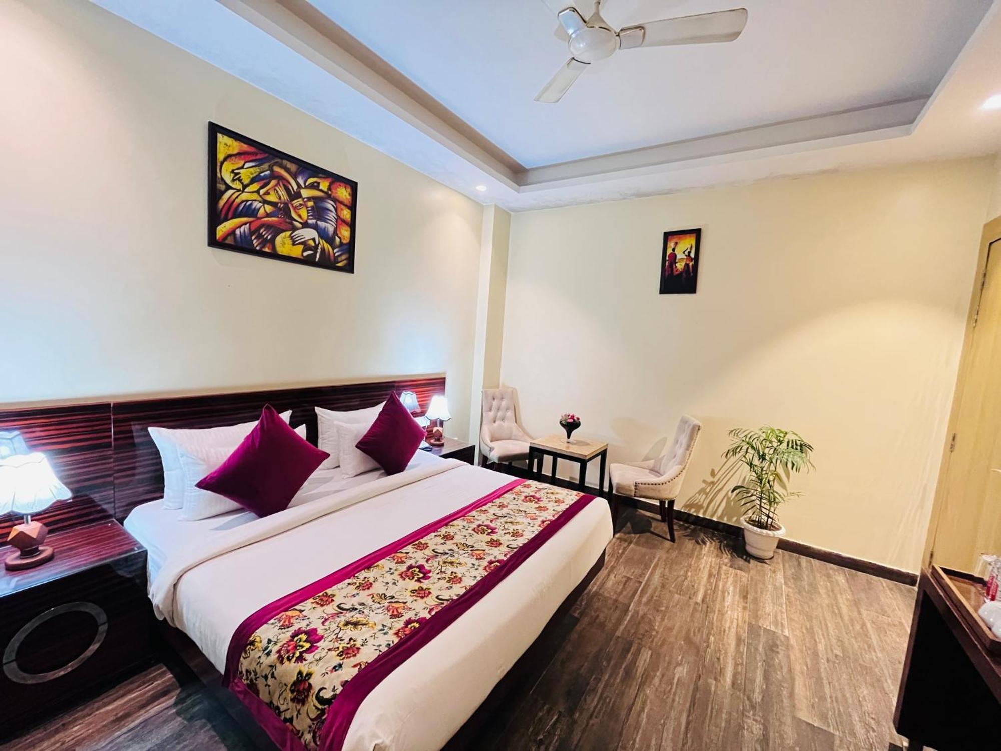 Hotel Banz Near Indira Gandhi Airport Delhi Nuova Delhi Esterno foto