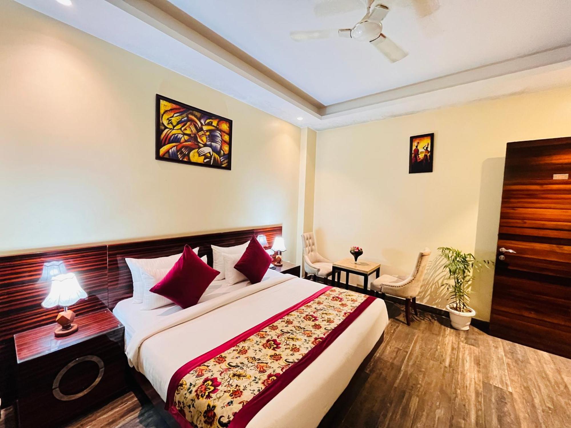 Hotel Banz Near Indira Gandhi Airport Delhi Nuova Delhi Esterno foto