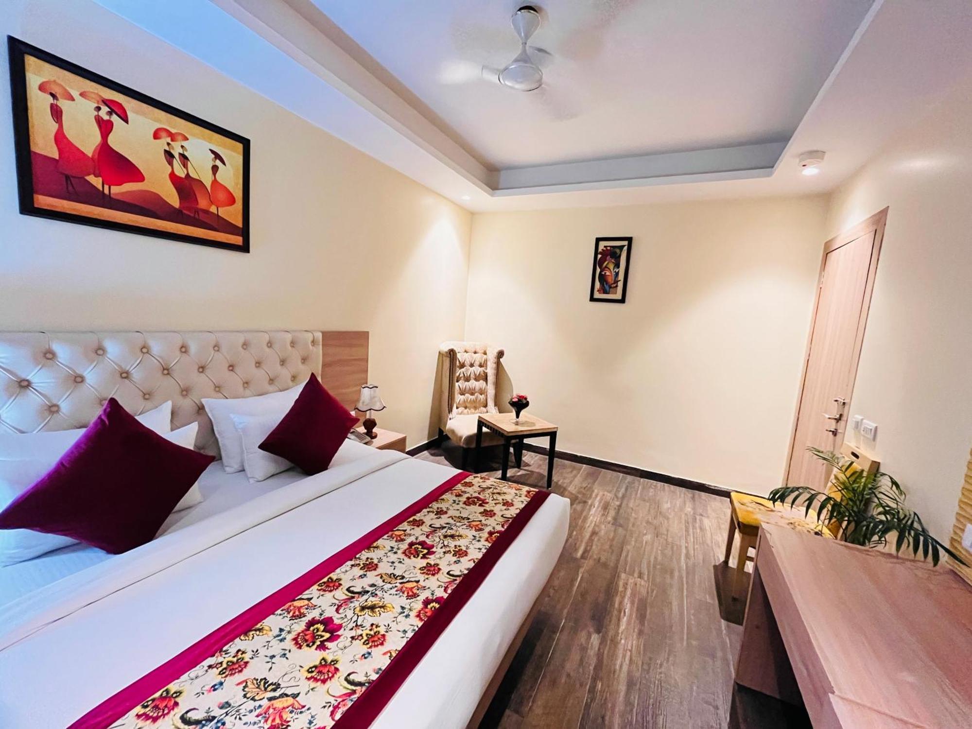 Hotel Banz Near Indira Gandhi Airport Delhi Nuova Delhi Esterno foto